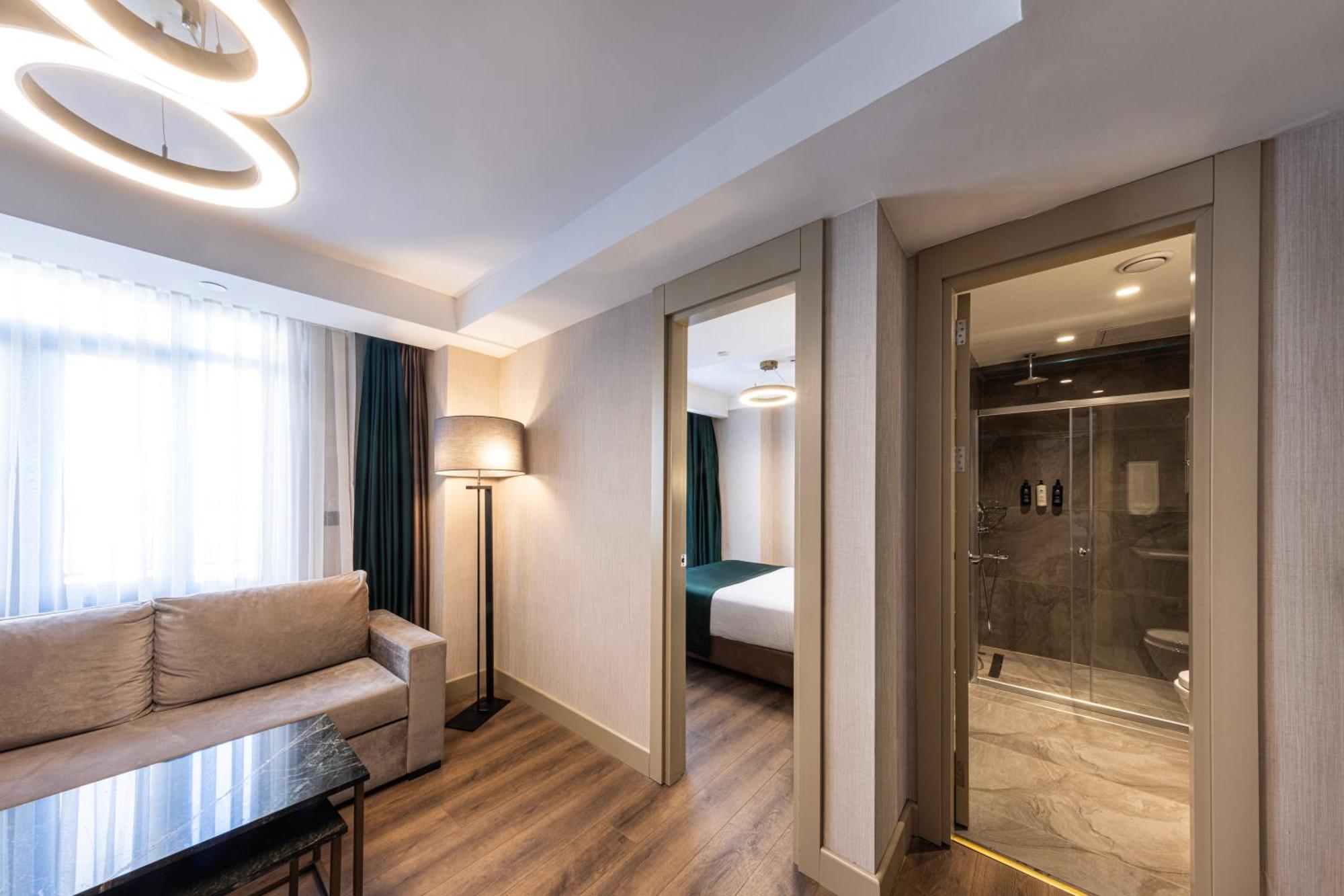 The Nest Hotel 4*